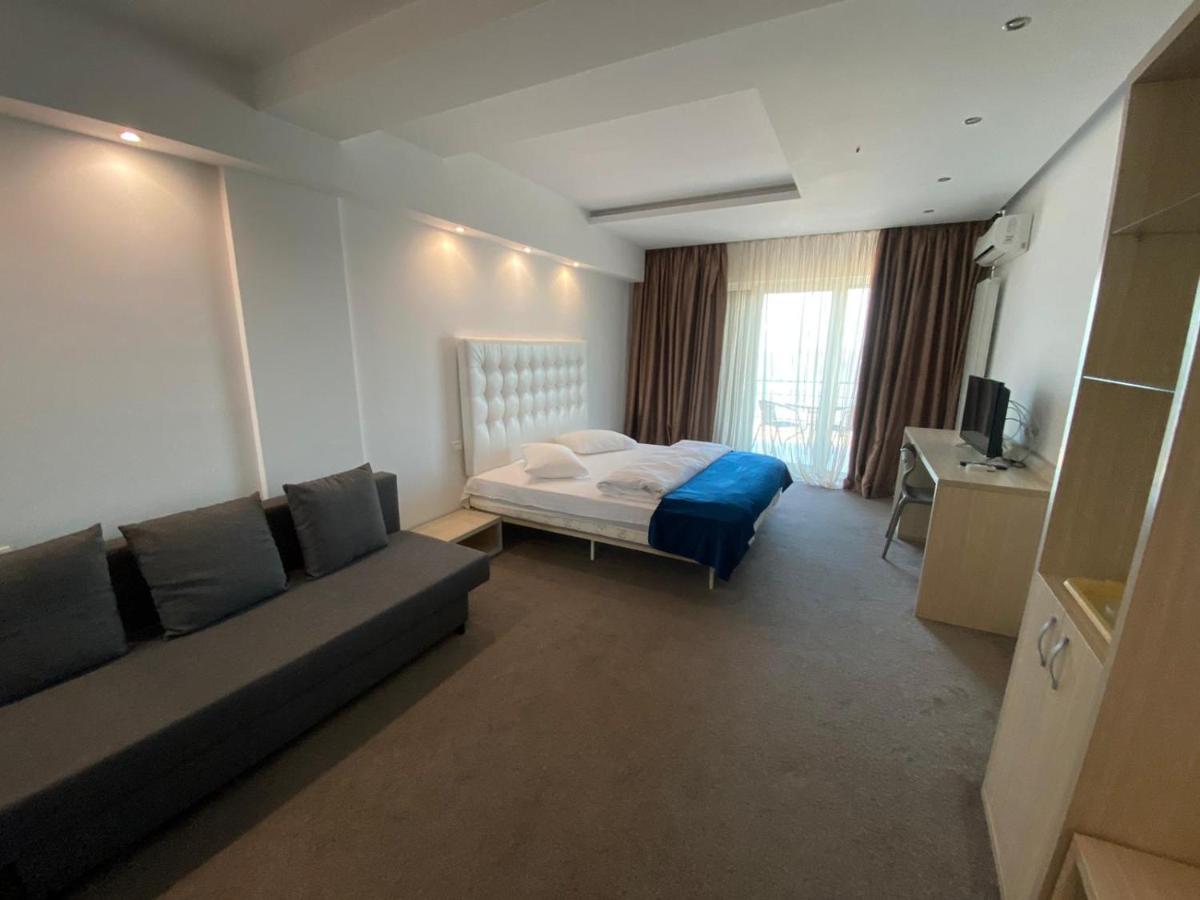 Ella By The Sea Residence Năvodari Екстериор снимка